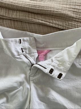 White High-Waist Shorts with Hook Closure